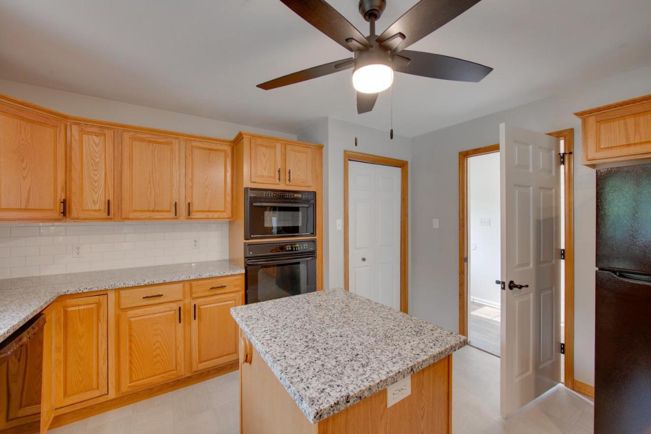 Hummelstown Hideaway With Game Room And Large Yard! Eksteriør bilde